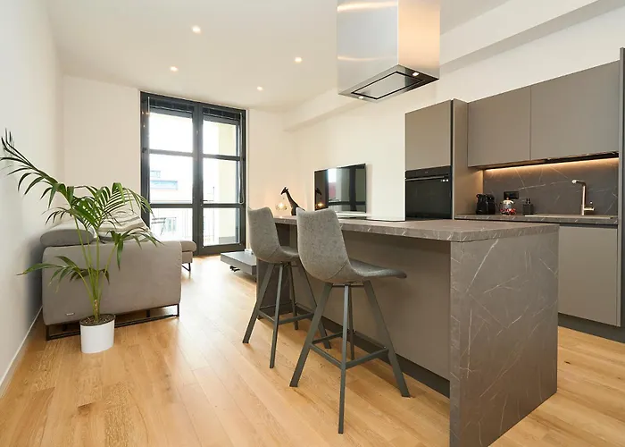 Luxury Design Loft - 20 Minutes From Duomo-navigli Apartmán