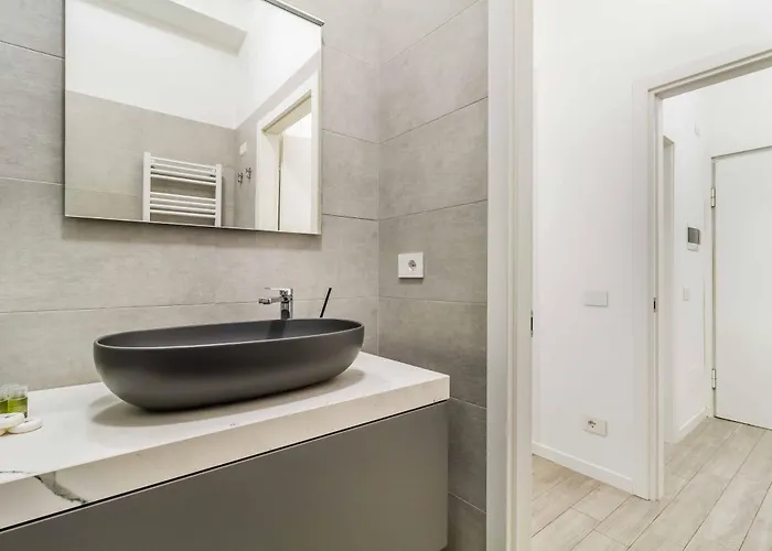 Domusmi Veniero 12 아파트