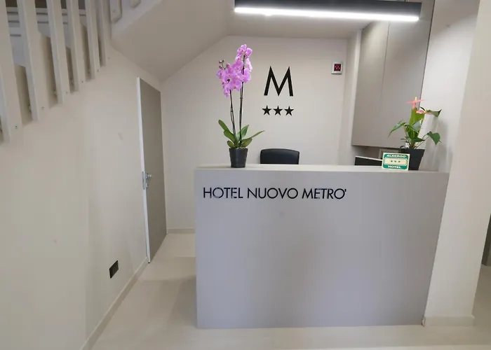 Nuovo Metro Hotel 3*