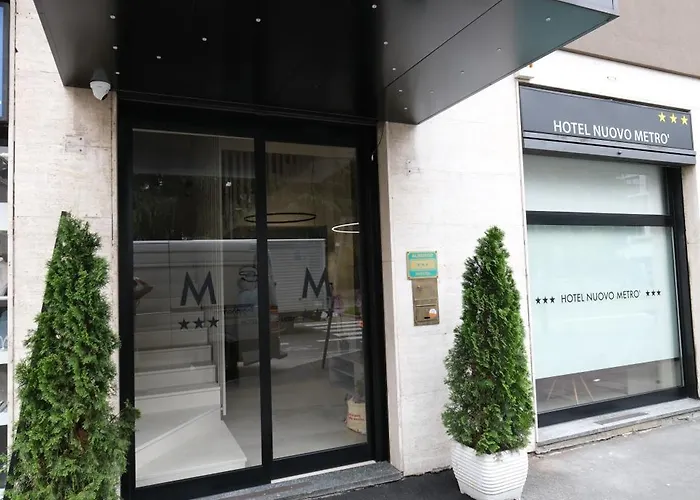 Nuovo Metro 3* Milán