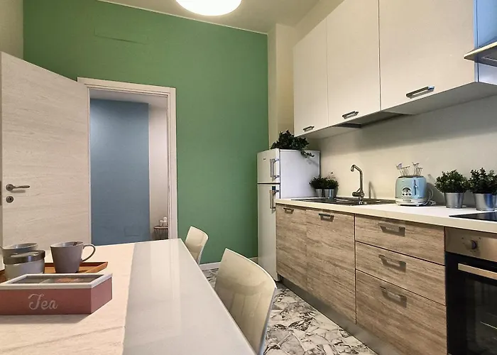 Apartment Sahi - Via Dei Ciclamini Mm1 Primaticcio, Stadio San Siro, Ospedale San Carlo *