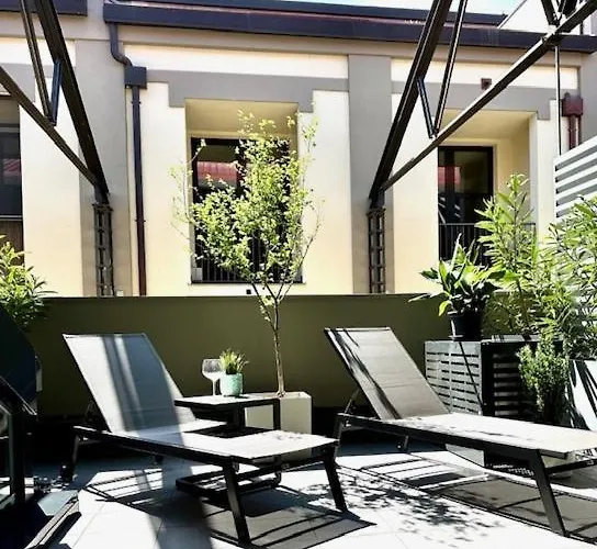 Il Posto Di Nicole * Milan