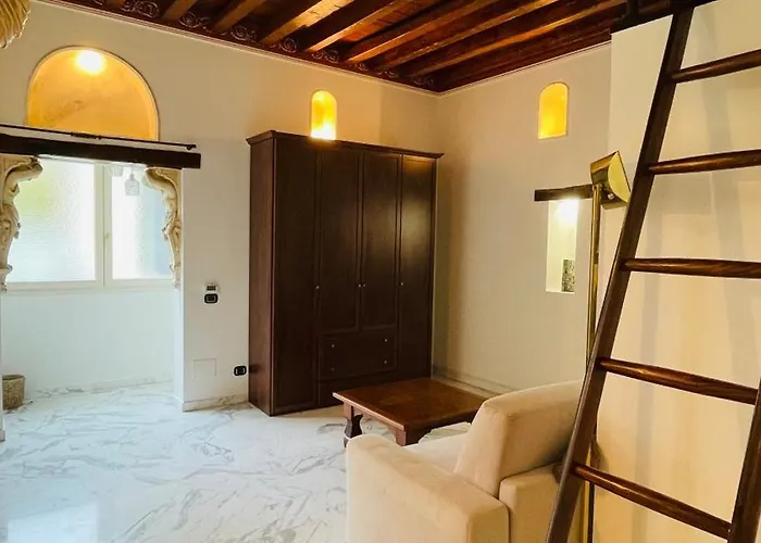 아파트 Charming Flat, And Close To Metro