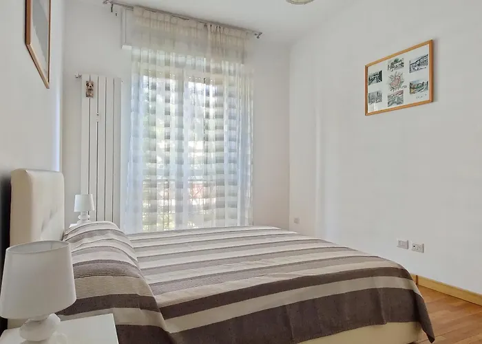 Modern Flat - Via Crimea شقة ميلان