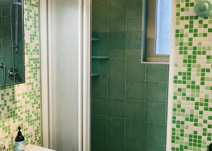 Charming Flat, And Close To Metro 아파트 *