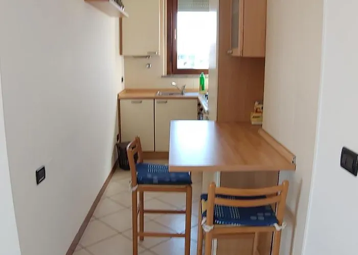 Villa4holydays - M1 Subway Apartment *