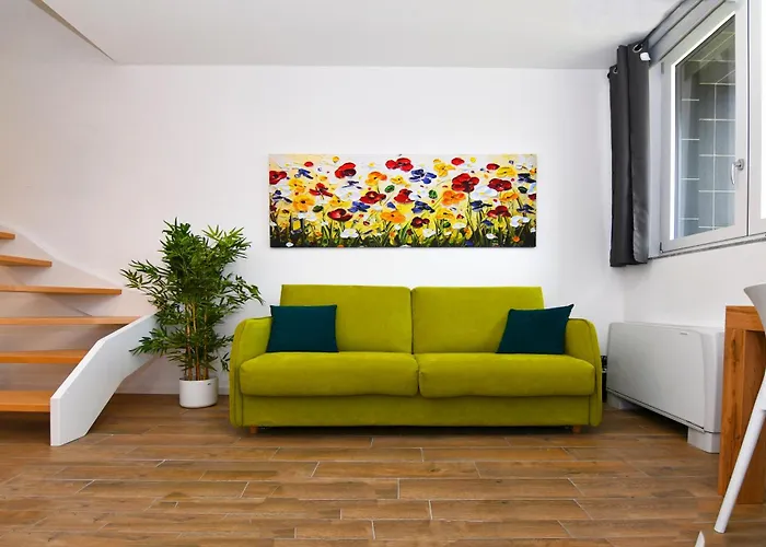 Apartment Fond. Prada-ieo Elegante Con