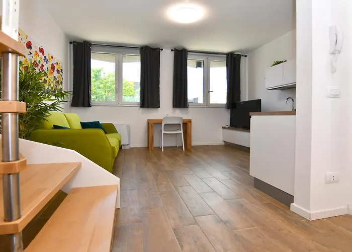 Apartment Fond. Prada-ieo Elegante Con Milan