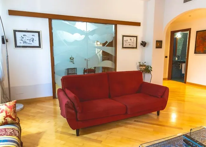 Ampia Oasi A Porta Venezia: Casa In Centro *