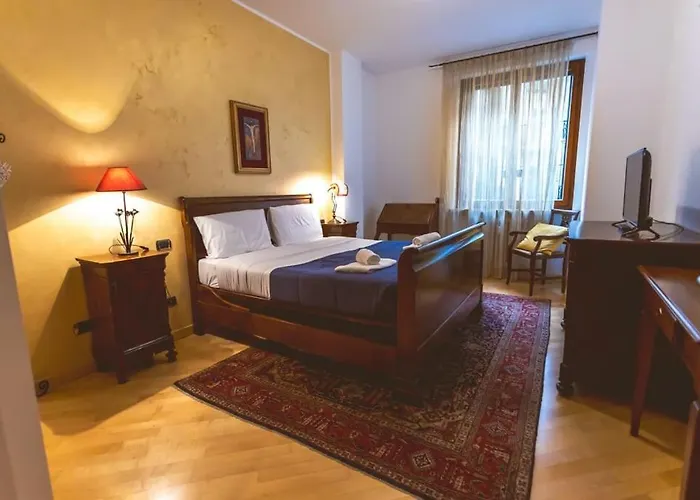 Apartment Ampia Oasi A Porta Venezia: Casa In Centro *
