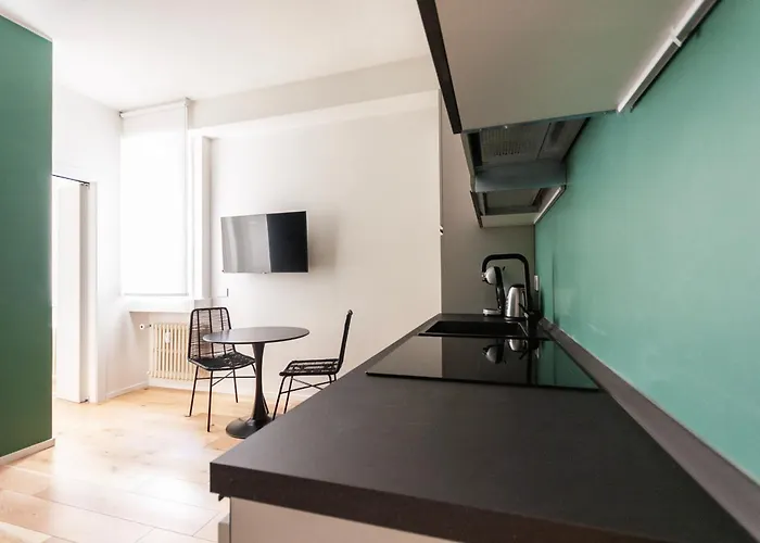 Apartment Youhosty - Perego 7 Sx Mailand