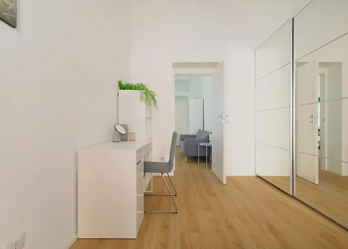 Just Urban - Sunny 2br Flat In The Heart Of - M2 And M4 Metro * ミラノ