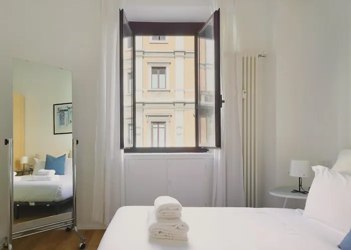 Just Urban - Sunny 2br Flat In The Heart Of - M2 And M4 Metro * ミラノ