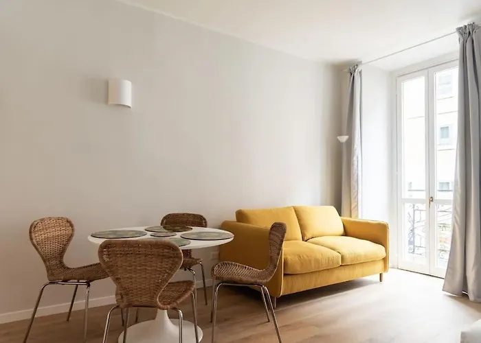 Youhosty - Ticinese 1 Apartment *