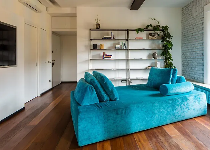Stellar Design 2br Loft Next To Navigli & Duomo Apartment *