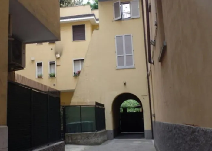 Ale's Portello House * ميلان