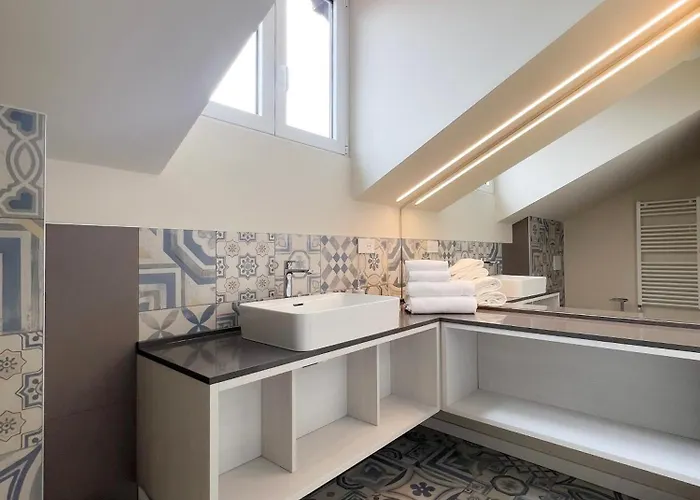 Comecasa Duomo Exclusive 2 Bedrooms Apartment