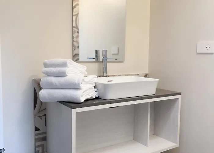 Comecasa Duomo Exclusive 2 Bedrooms * Mailand