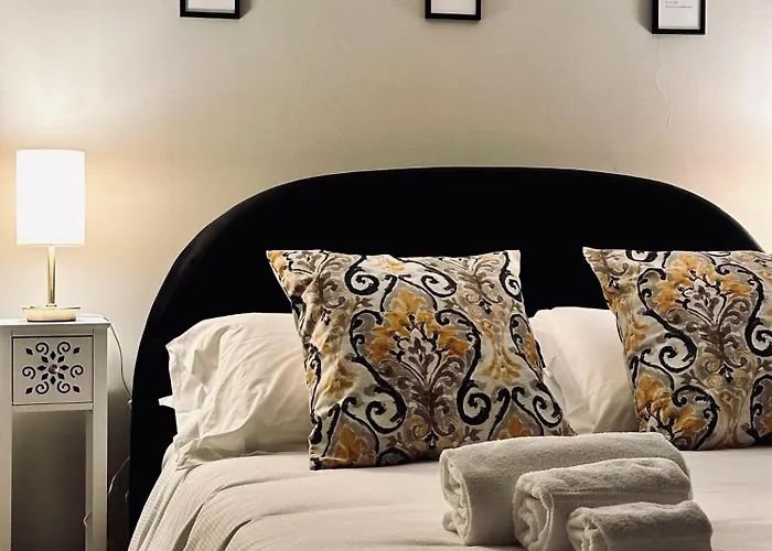 Nerino House, Elegante E Tranquillo A 5 Minuti Dal Duomo Apartman *