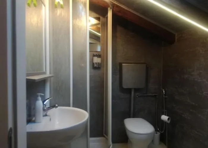 Bilocale Mansardato Zona Corso Buenos Aires Mm1-mm2 Lippi 2 * Mailand