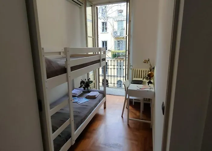 Esclusive & Elegant Loft, Duomo 10 Minutes * מילאנו