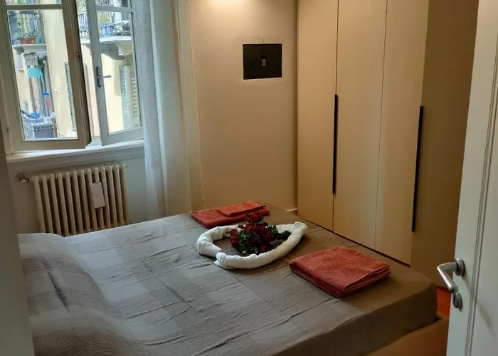 Esclusive & Elegant Loft, Duomo 10 Minutes דירה *