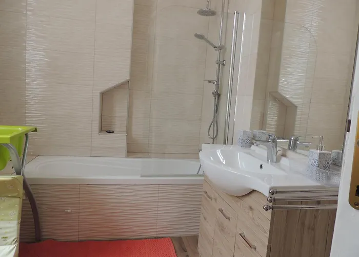 Nolo 4 11 Beds