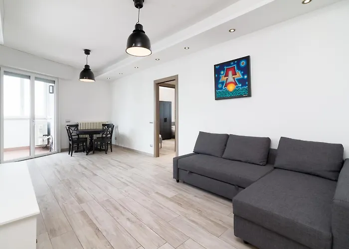 Апартаменты Nuovissimo Attico 17esimo Piano, 10 Posti Letto Милан