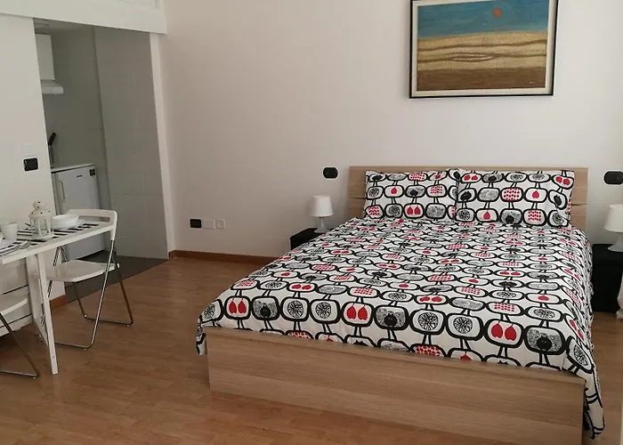Apartman Monolocale Zona Loreto Mm1 Pasteur P1