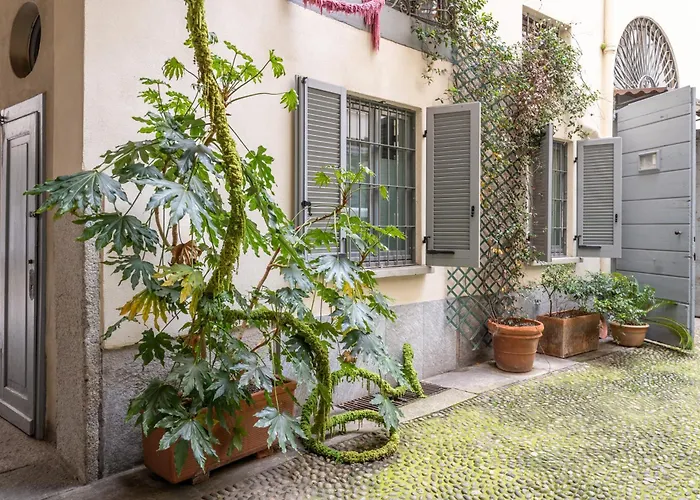 Nerino House, Elegante E Tranquillo A 5 Minuti Dal Duomo Daire *