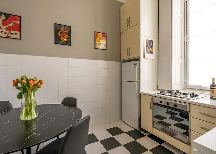 Nerino House, Elegante E Tranquillo A 5 Minuti Dal Duomo * Milánó