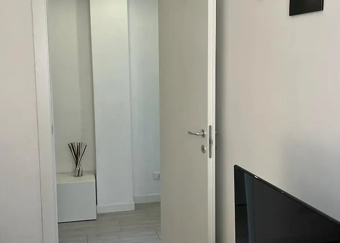 Rafael - 10 Min From Linate Airport, Fs, Ospedale San Raffaele מילאנו