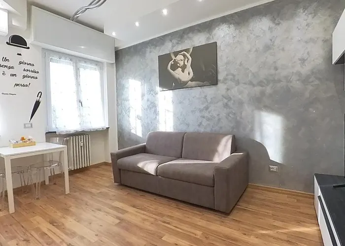 N&ghomesweethome Canova Accogliente - Affari Apartmán *