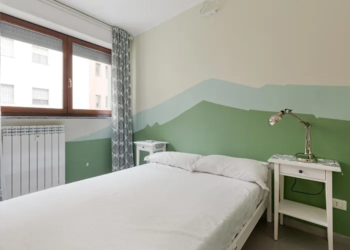 Guesthost - Gorla M1 & Martesana Terrace * Mediolan
