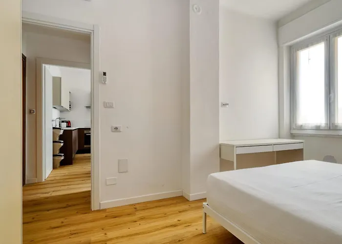 Joivy 1-bed With Balcony Near Subway Apartman Milánó