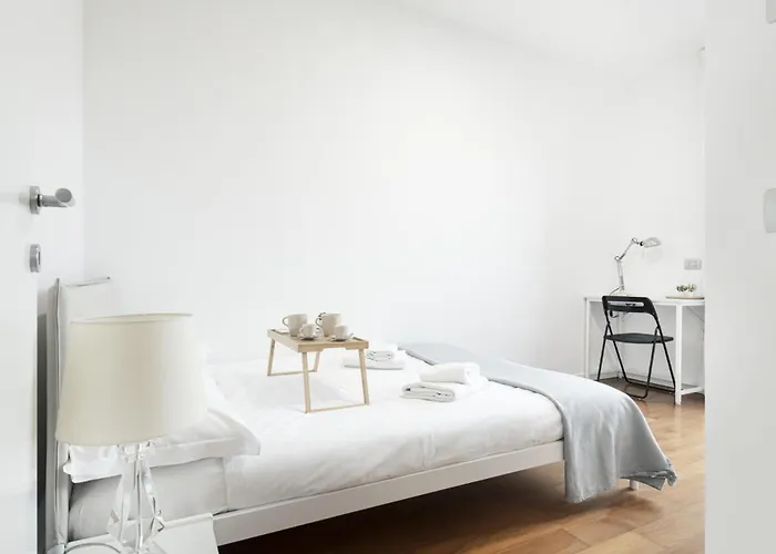 Appartamento Easylife-appartamento Con Terrazzo In Porta Romana *