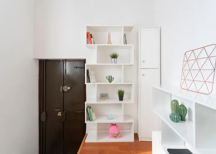 New And Lovely Flat In Center