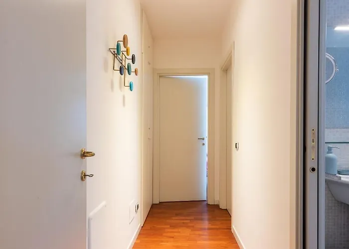 Daniele Flat - Free Wi-fi & M4 Metro Apartman Milánó