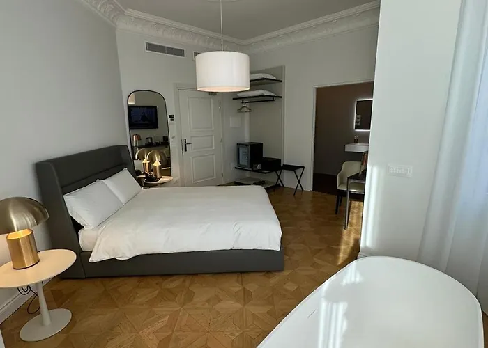 米兰德勒纳泽欧尼酒店