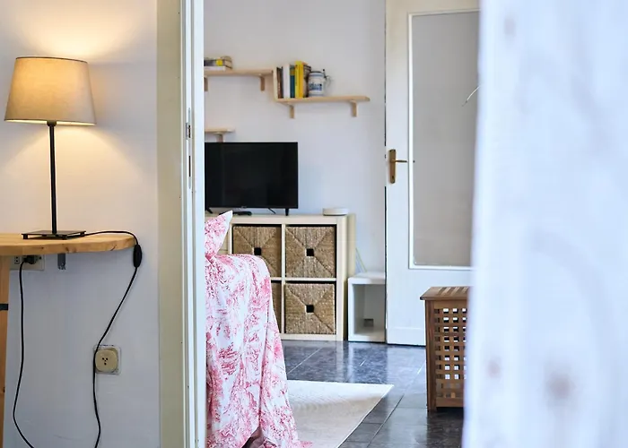 Xenia - Two-room In Navigli Area Daire Milano