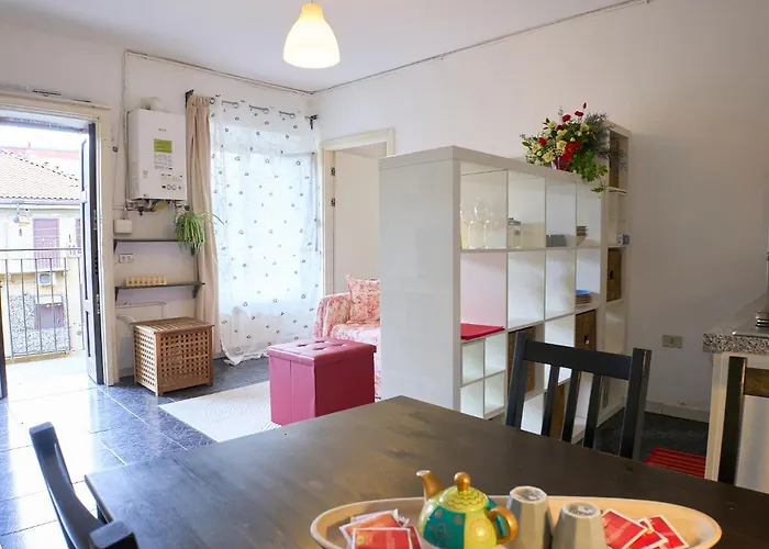 Xenia - Two-room In Navigli Area Daire
