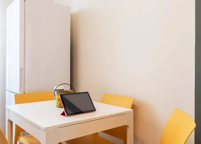 Flora Flexyrent Ac Milan