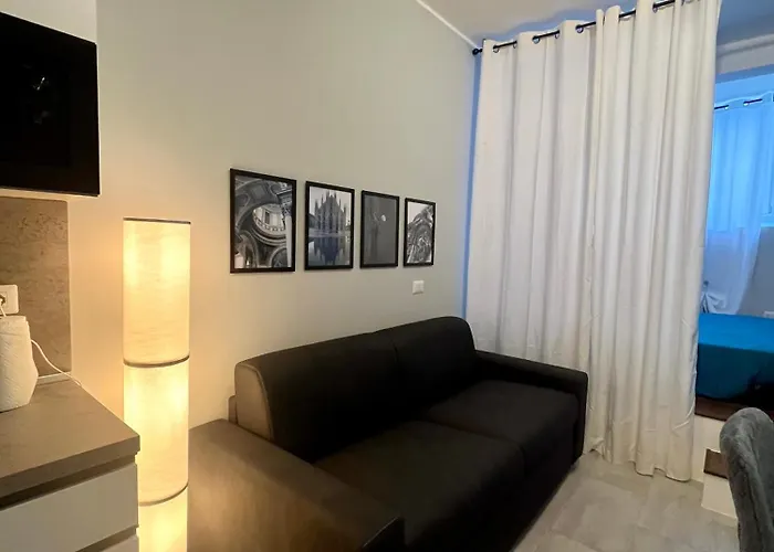 בית נופש Residenza Elegante - A 5 Fermate Dal Duomo *
