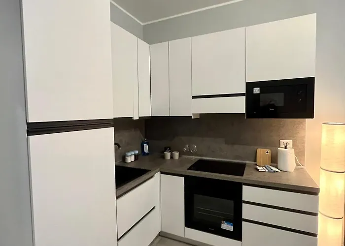 Residenza Elegante - A 5 Fermate Dal Duomo בית נופש מילאנו