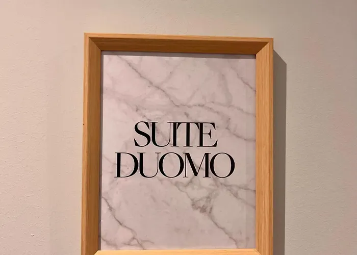 בית נופש Residenza Elegante - A 5 Fermate Dal Duomo *