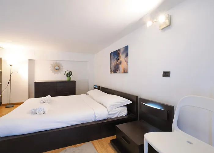 Appartamento Primopiano - Aristotele Milano