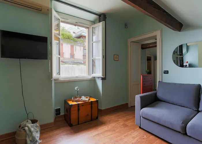 The Rent - Flat In Brera District 밀라노