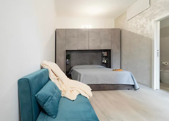 Ihost - Cislaghi 4 * 밀라노