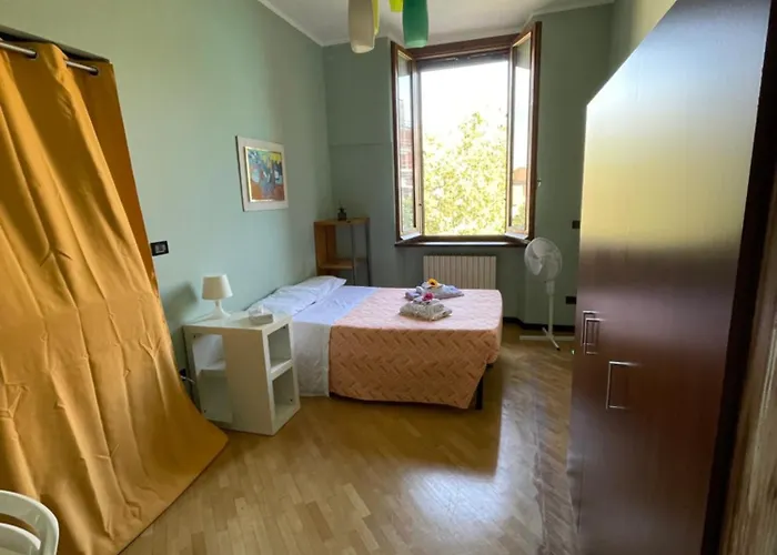 ゲストハウス Umbria 60 - Porta Romana, 10' Walk To Olympic Village Cortina 2026