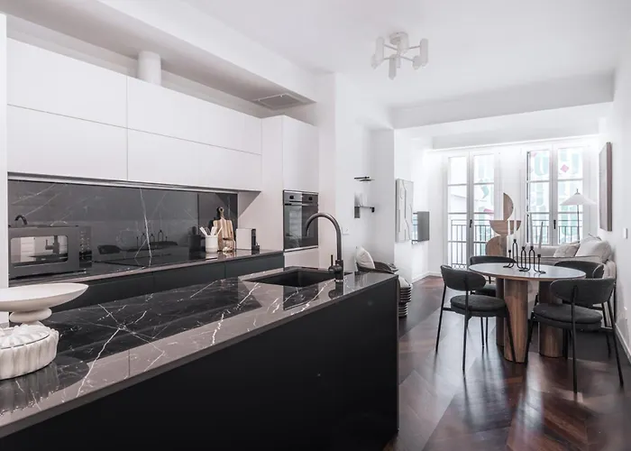 Easylife - - Medici 5 P2s - Duomo Daire